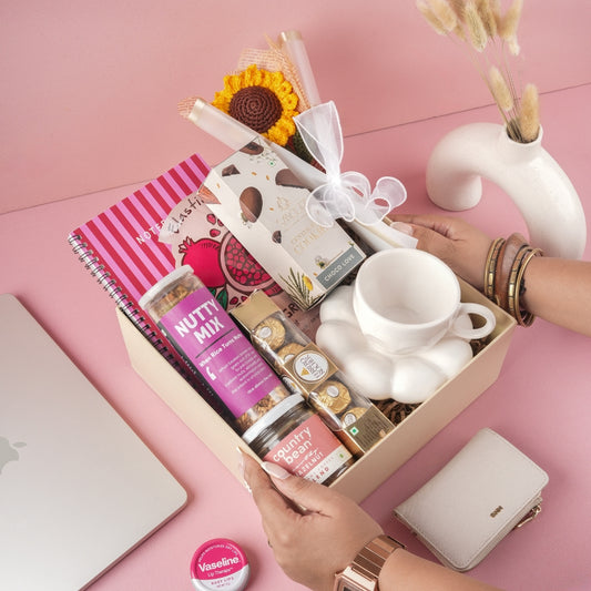The Pamper & Glow Gift Hamper