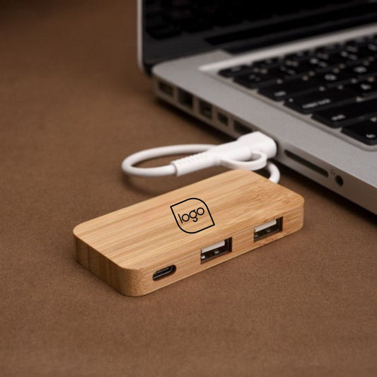 Personalized Cedar Multi-Charging USB Hub