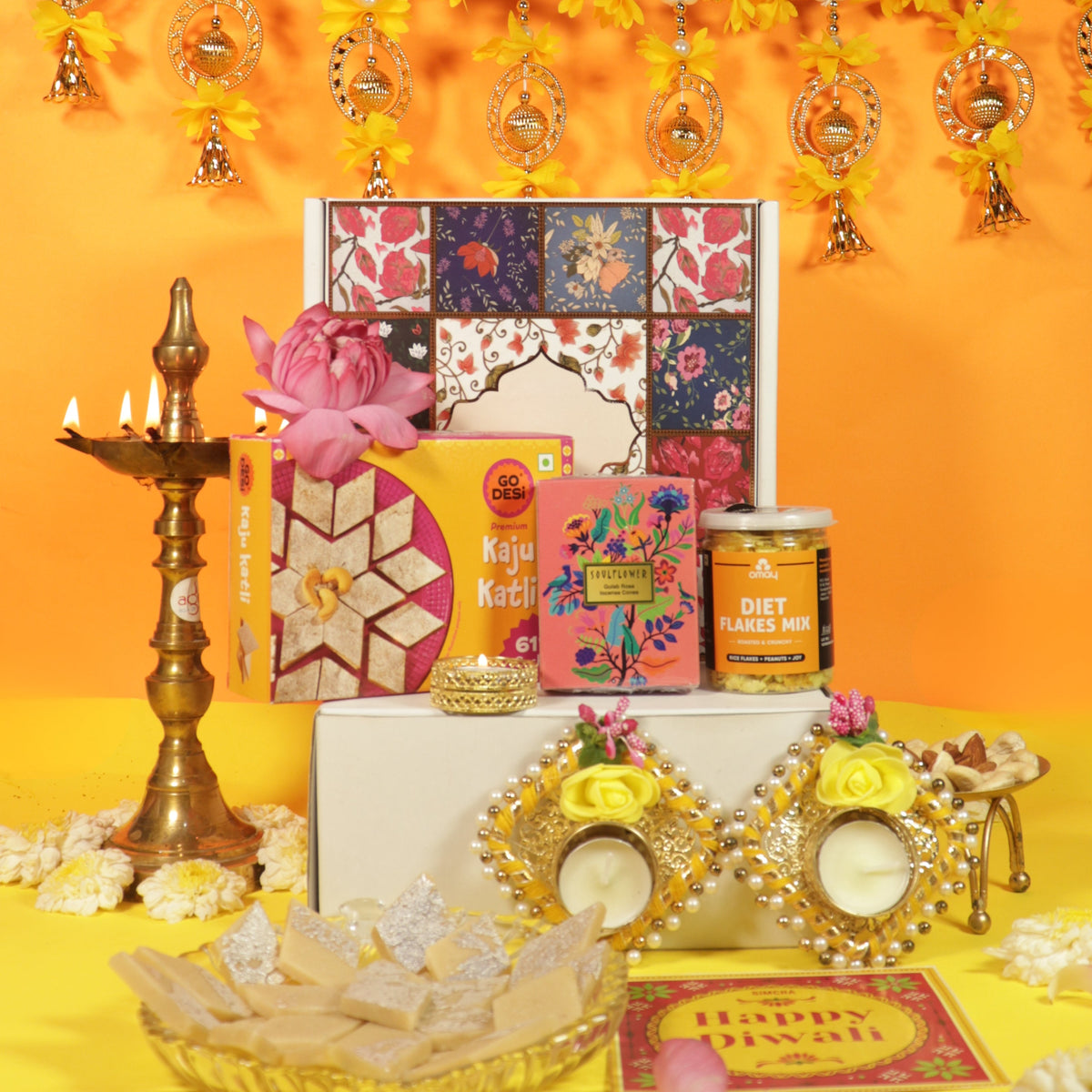 Shubh Hamper With Toran For Door Hanging
